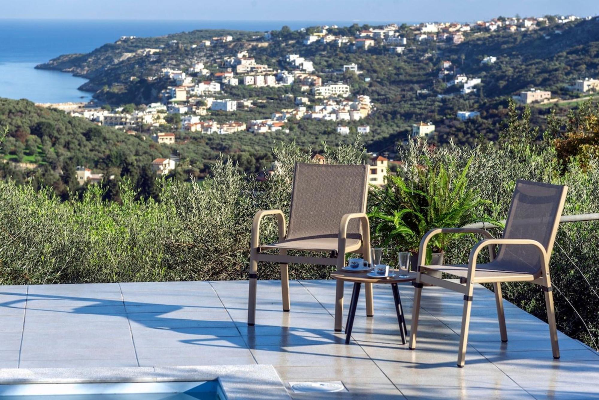 Villa Konstantinos Hilltop Vineyard Escape 阿尔米里达 外观 照片