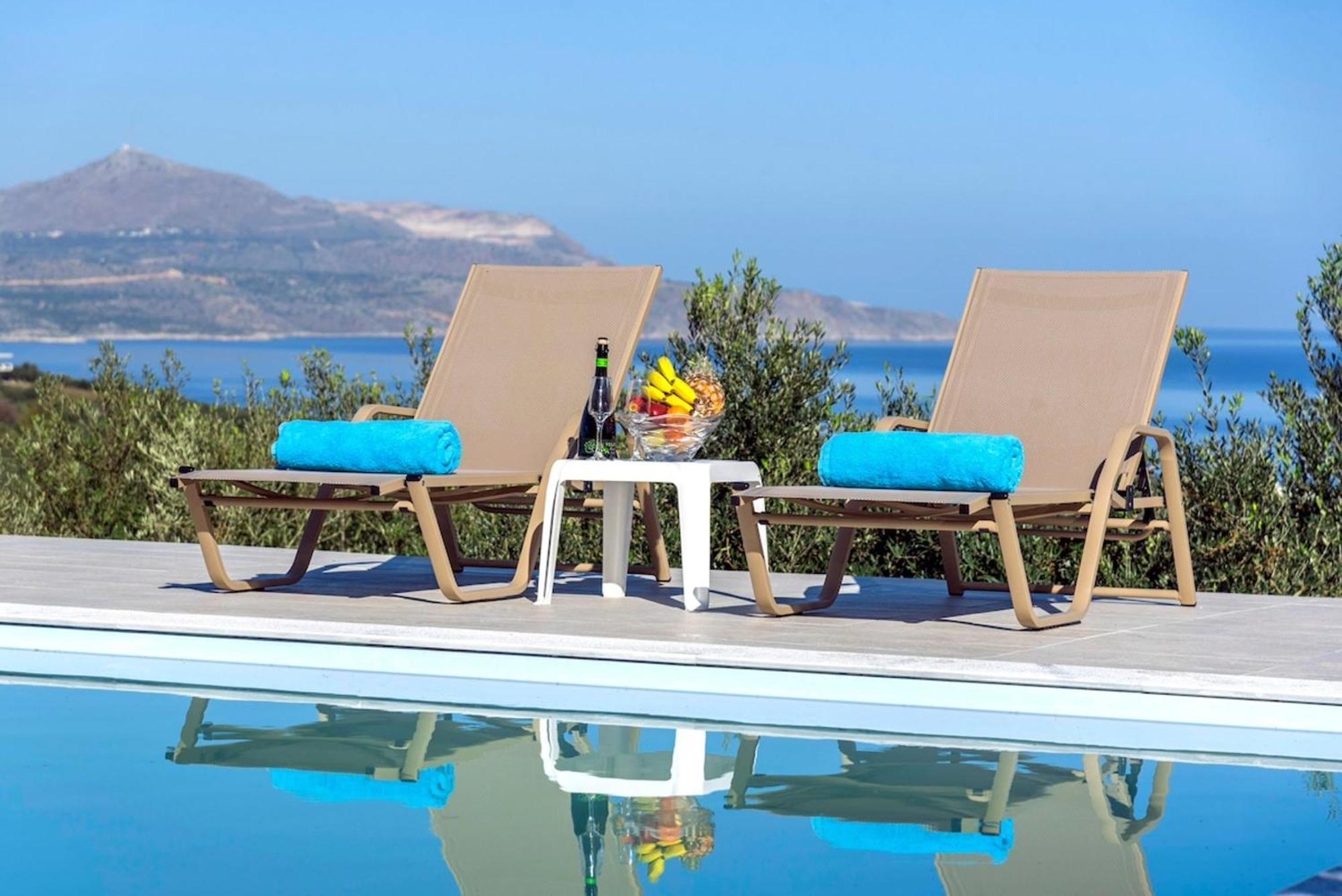 Villa Konstantinos Hilltop Vineyard Escape 阿尔米里达 外观 照片