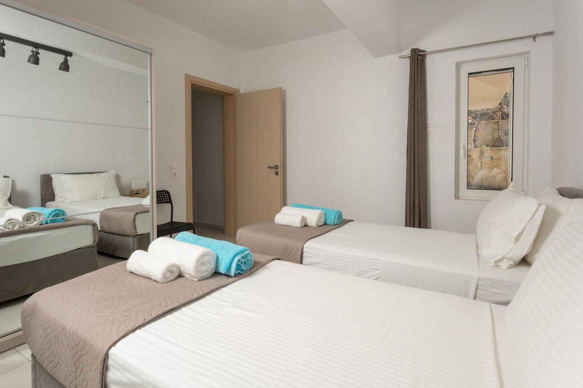 Villa Konstantinos Hilltop Vineyard Escape 阿尔米里达 外观 照片