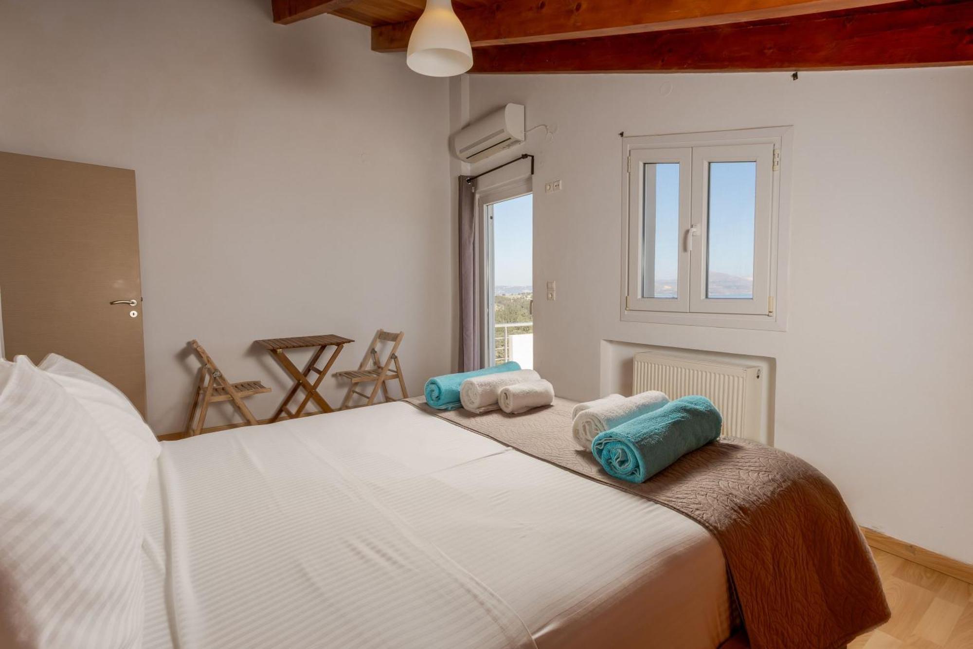 Villa Konstantinos Hilltop Vineyard Escape 阿尔米里达 外观 照片