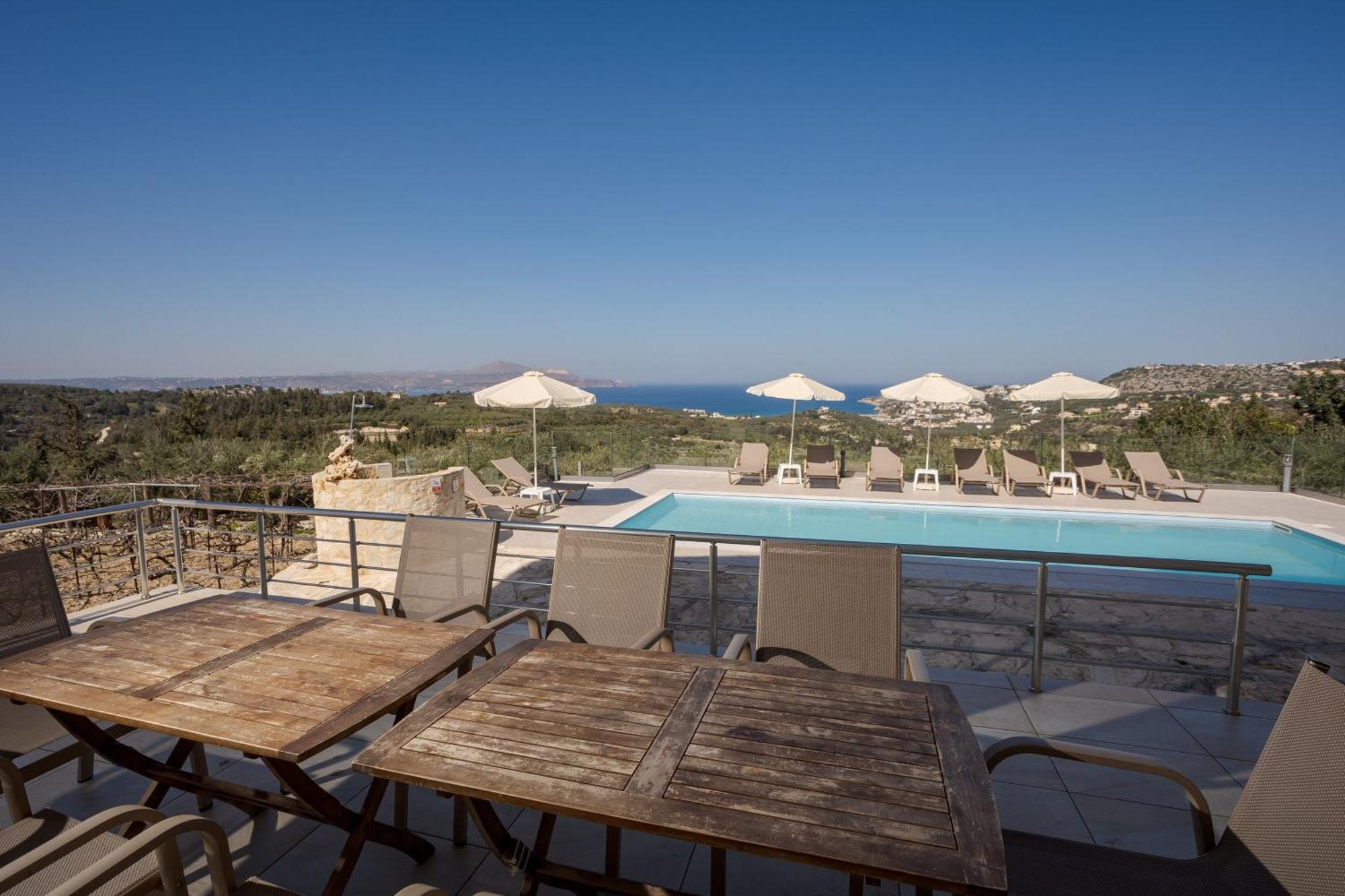 Villa Konstantinos Hilltop Vineyard Escape 阿尔米里达 外观 照片